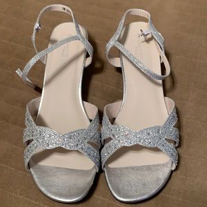 Touch Ups by Benjamin Walk 9W NWB